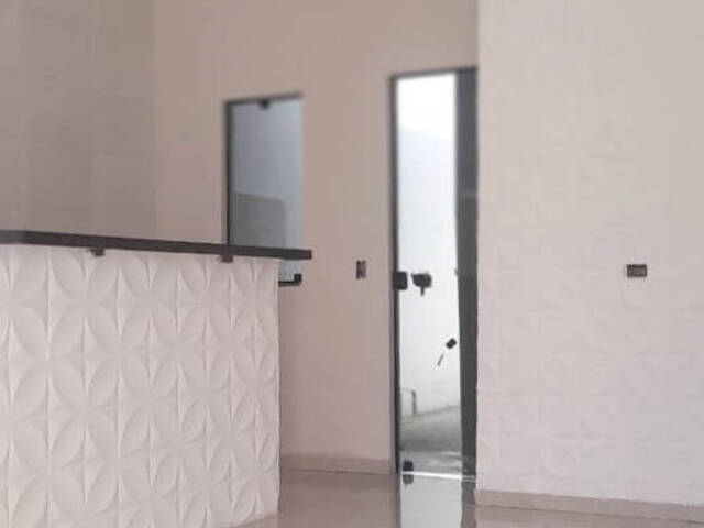 Casa para Venda em Taubaté - 5