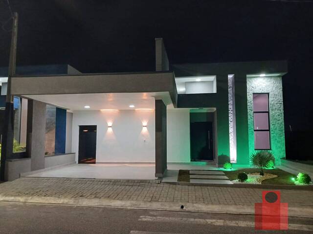 #VCA 158 - Casa para Venda em Taubaté - SP - 1