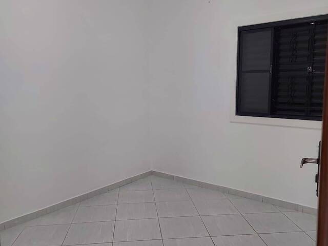 #695 - Casa para Locação em Taubaté - SP - 3