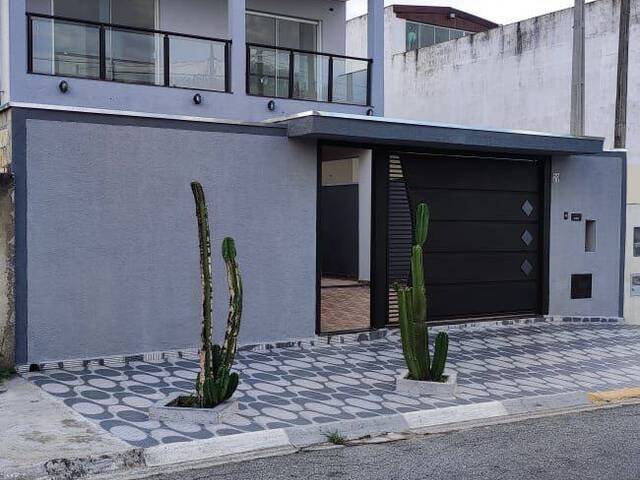 Venda em Conjunto Residencial Araretama - Pindamonhangaba