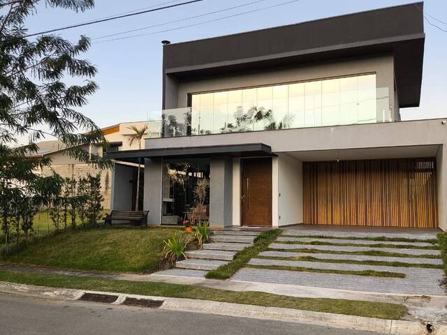 #1011 - Casa para Venda em Taubaté - SP - 1