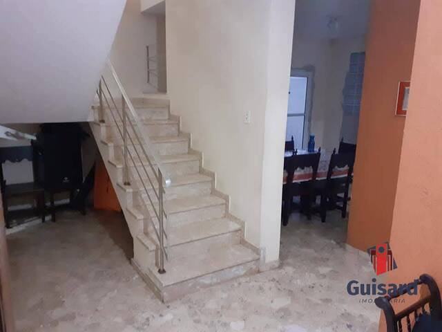 #1044 - Casa para Locação em Taubaté - SP - 2