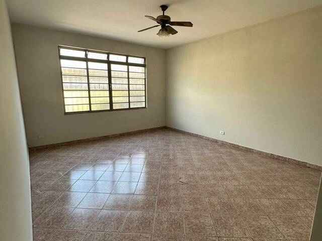 #1044 - Casa para Locação em Taubaté - SP - 3