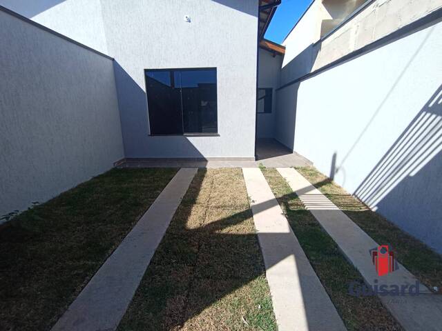 #1054 - Casa para Venda em Taubaté - SP - 2