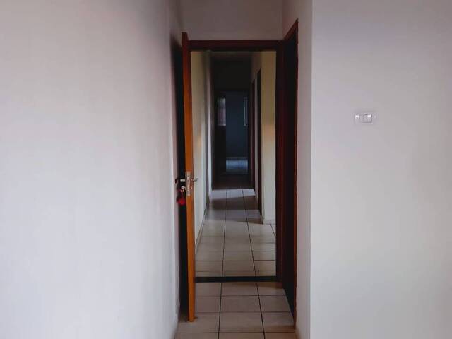 Sobrado para Venda em São José dos Campos - 4