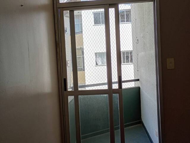 #1099 - Apartamento para Venda em Taubaté - SP - 2