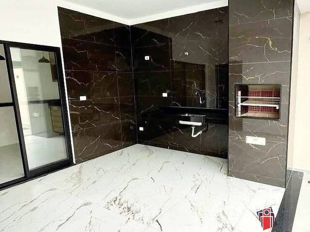 Casa para Venda em Taubaté - 3