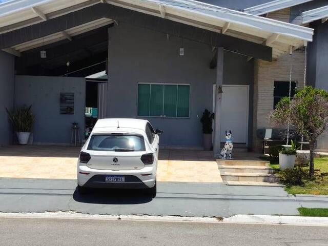 Casa para Venda em Taubaté - 3