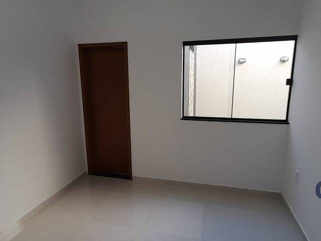 Casa para Venda em Taubaté - 4