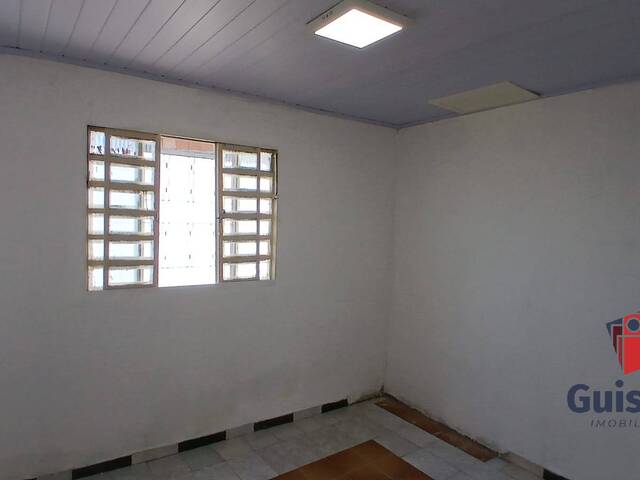 Casa para Venda em Taubaté - 3