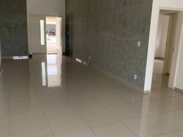 #1271 - Casa para Venda em Tremembé - SP - 2