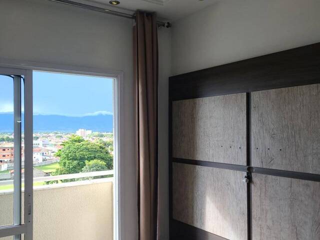 Apartamento para Locação em Taubaté - 2