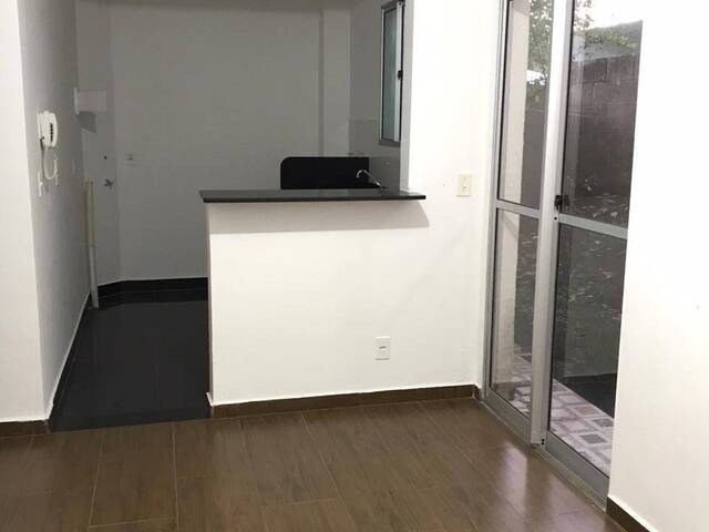 #1318 - Apartamento para Venda em Taubaté - SP - 2