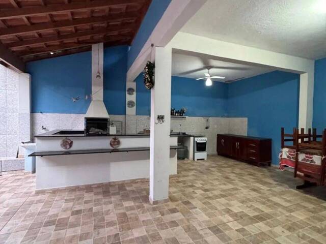 Casa para Venda em Ubatuba - 2
