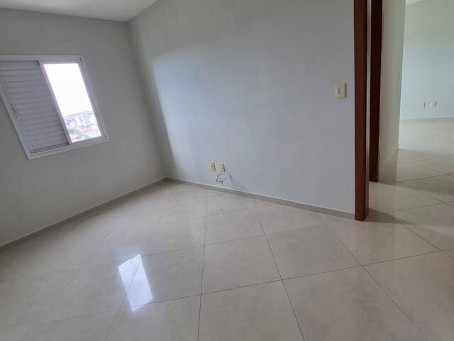 Apartamento para Locação em Taubaté - 5