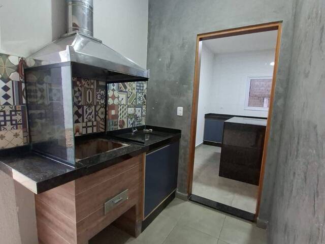 Casa para Venda em Taubaté - 3