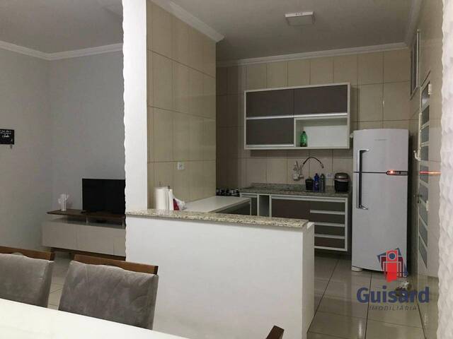 Casa para Venda em Taubaté - 4