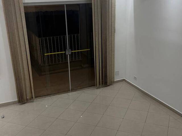 Sobrado para Locação em Taubaté - 4