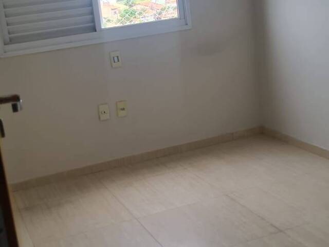 Apartamento para Locação em Taubaté - 4