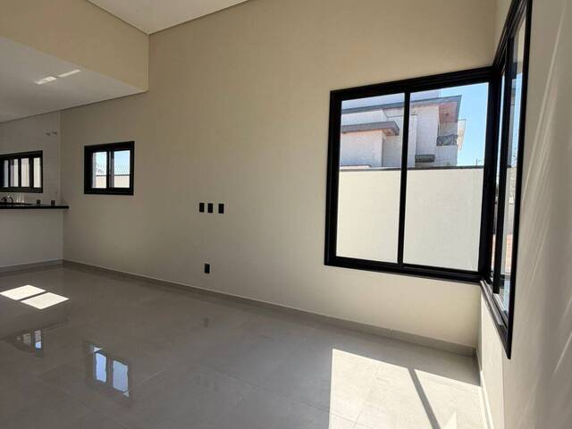 #1580 - Casa para Venda em Taubaté - SP - 3