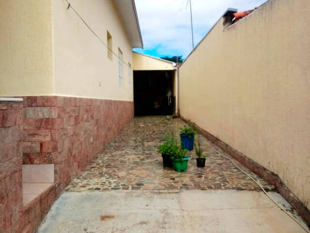 #1012 - Casa para Venda em Taubaté - SP - 1