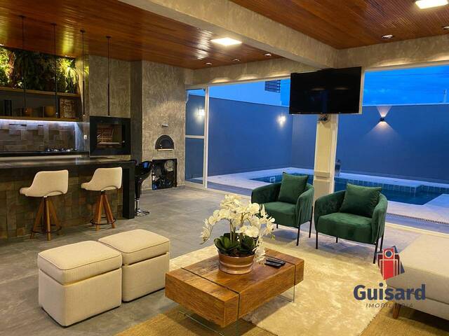 Casa para Venda em Taubaté - 2