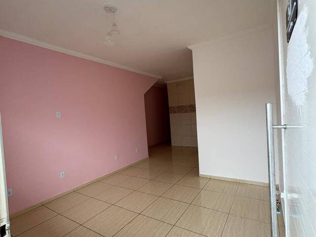#1545 - Casa para Venda em Taubaté - SP - 2